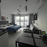 Apartamento Kasprowicza 20 Luxury - Free Pool, Saunas, Salzgrotte, Jacuzzi, Gym, Children's Playroom, Fitness Kołobrzeg