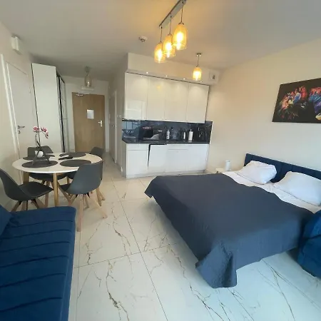 Apartment Kasprowicza 20 Luxury - Free Pool, Saunas, Salzgrotte, Jacuzzi, Gym, Children's Playroom, Fitness