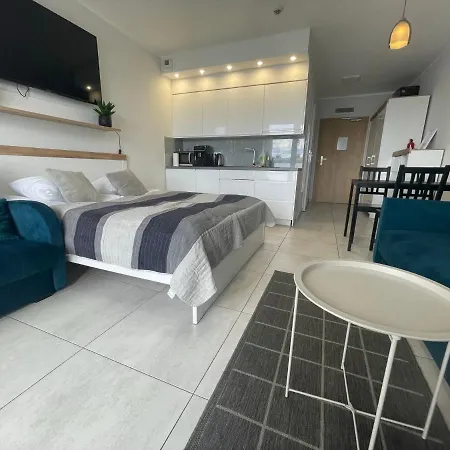 Apartment Kasprowicza 20 Luxury - Free Pool, Saunas, Salzgrotte, Jacuzzi, Gym, Children's Playroom, Fitness *
