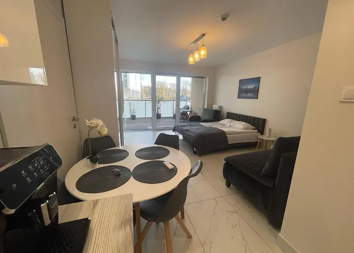 Lejlighed Kasprowicza 20 Luxury - Free Pool, Saunas, Salzgrotte, Jacuzzi, Gym, Children's Playroom, Fitness Kołobrzeg